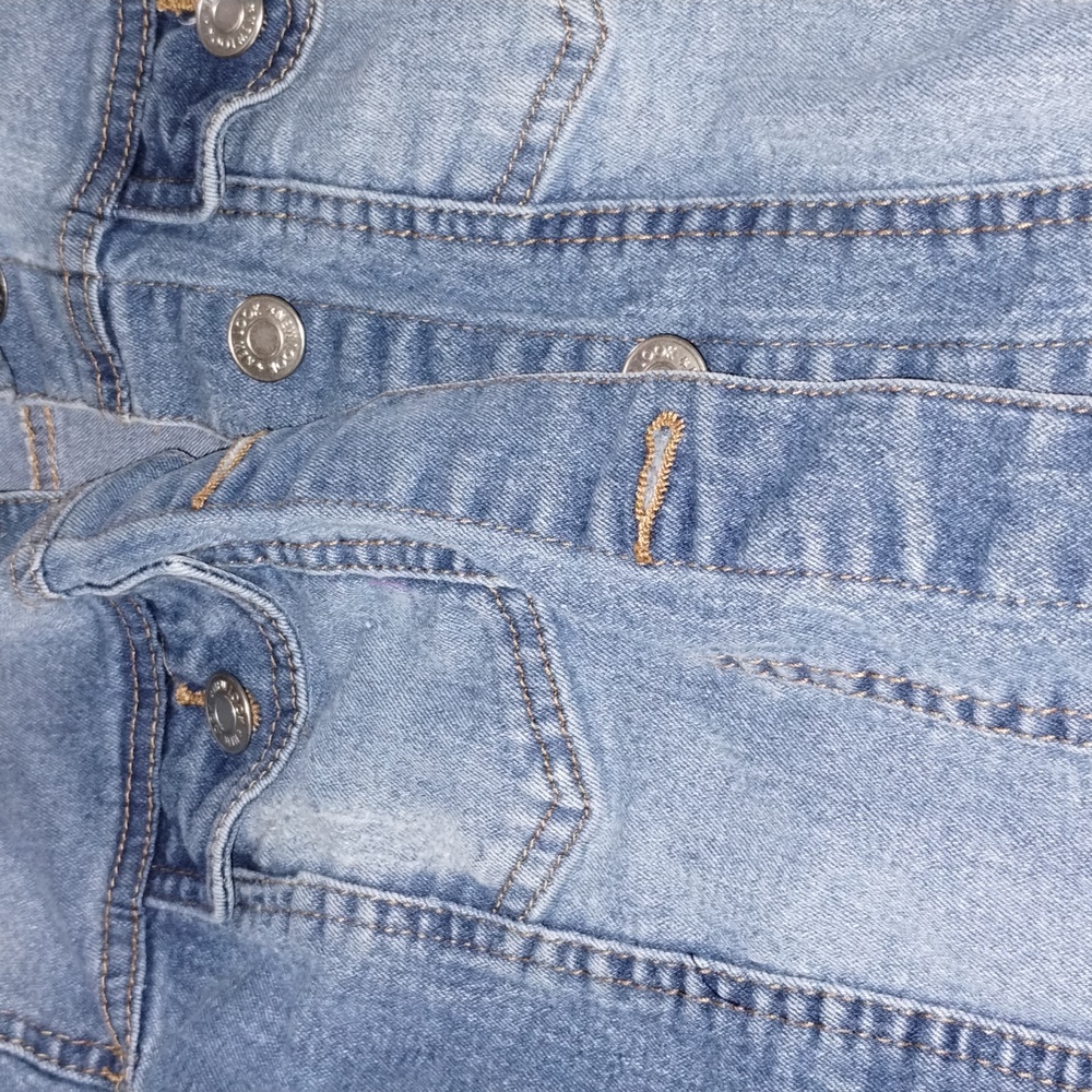 Jean jacket - Picture 2 of 3